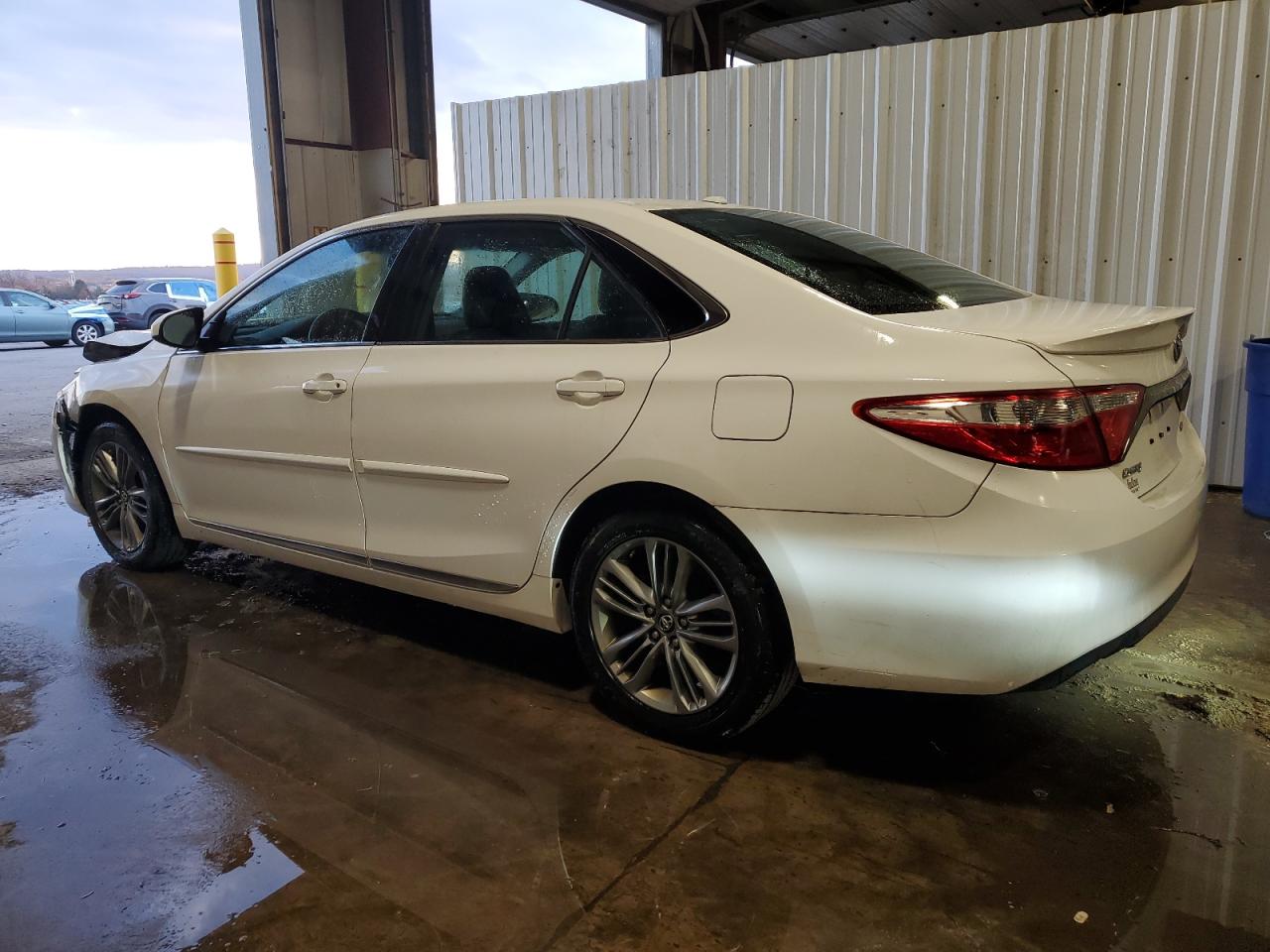 Lot #3311621247 2017 TOYOTA CAMRY LE