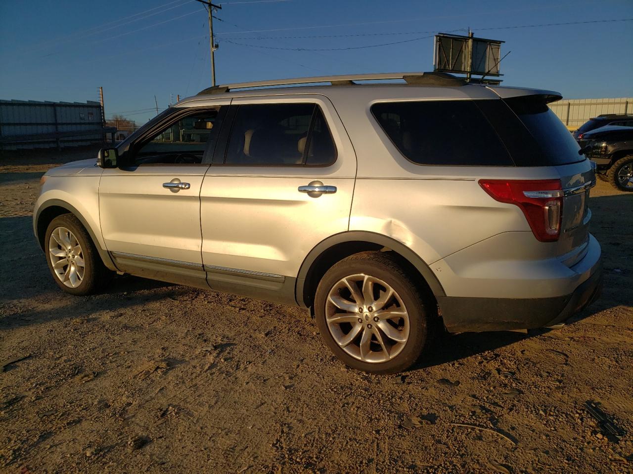 FORD EXPLORER LIMITED