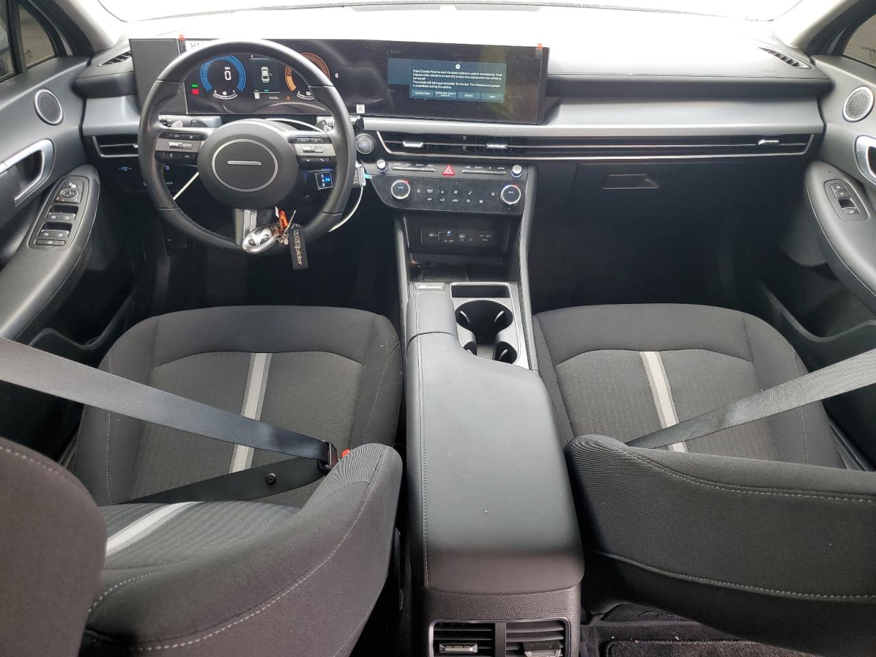 HYUNDAI SONATA HYBRID