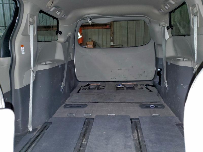 2016 TOYOTA SIENNA XLE #3301986492