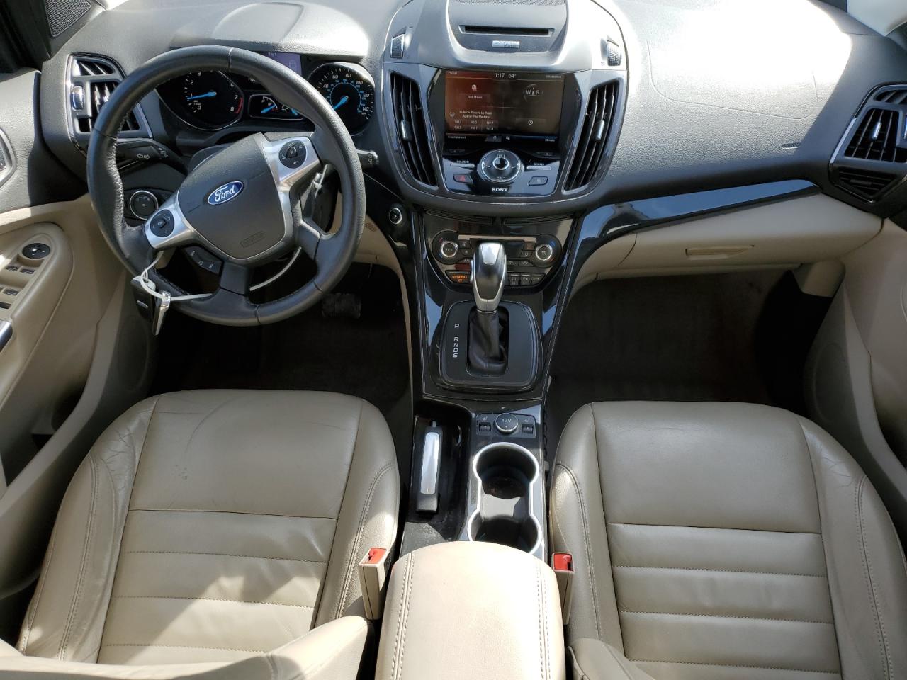 FORD ESCAPE TITANIUM