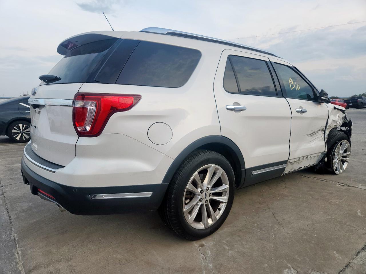 FORD EXPLORER LIMITED