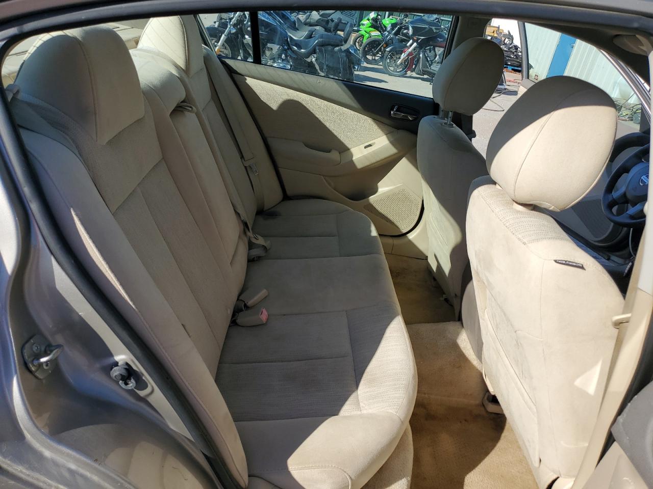 NISSAN ALTIMA BASE
