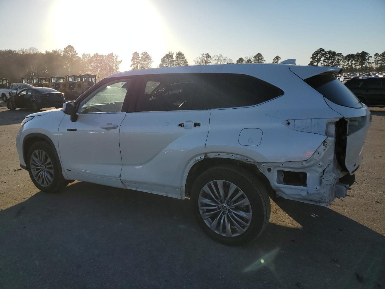 TOYOTA HIGHLANDER HYBRID PLATINUM