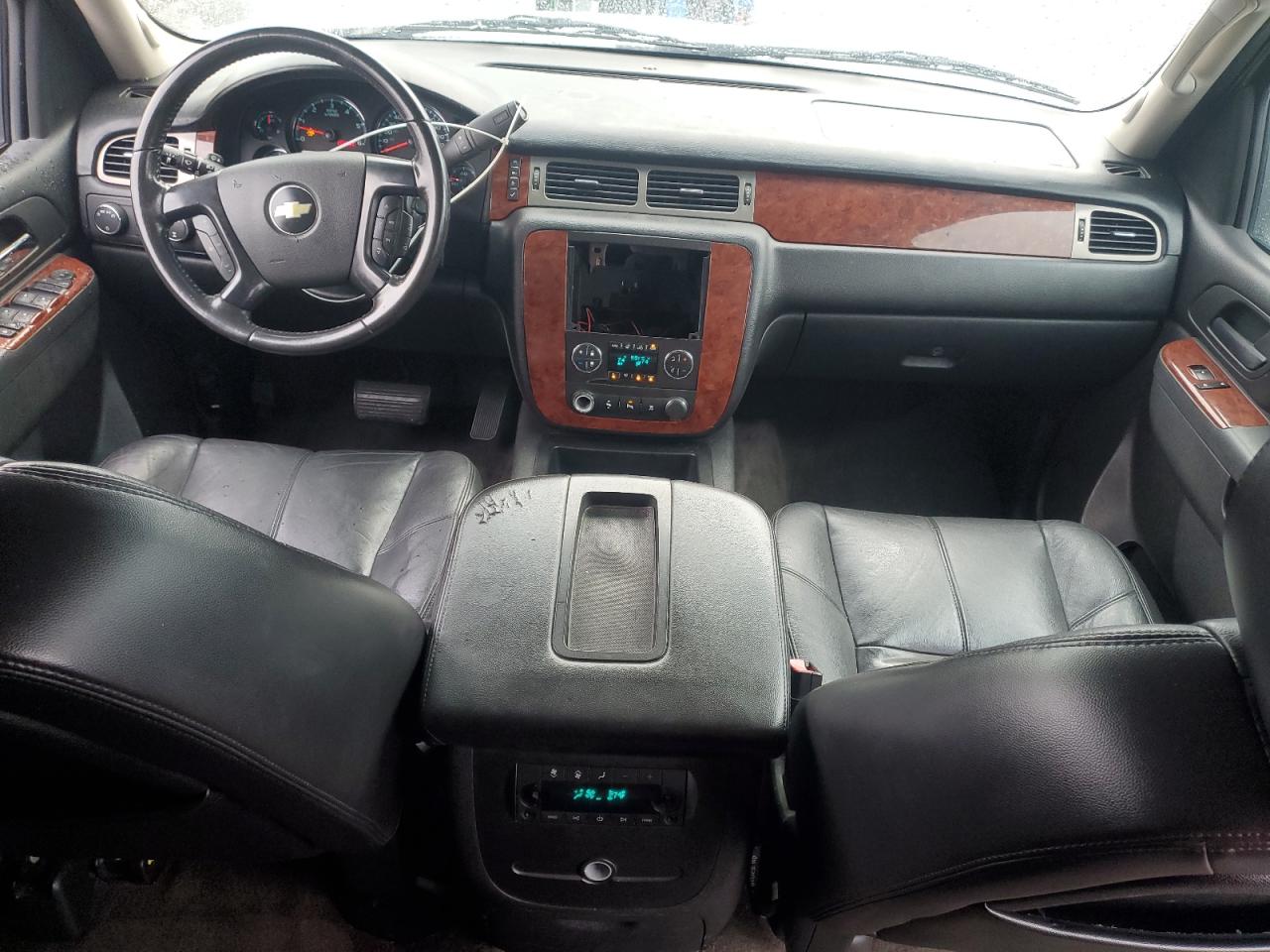 CHEVROLET SUBURBAN K1500 LT