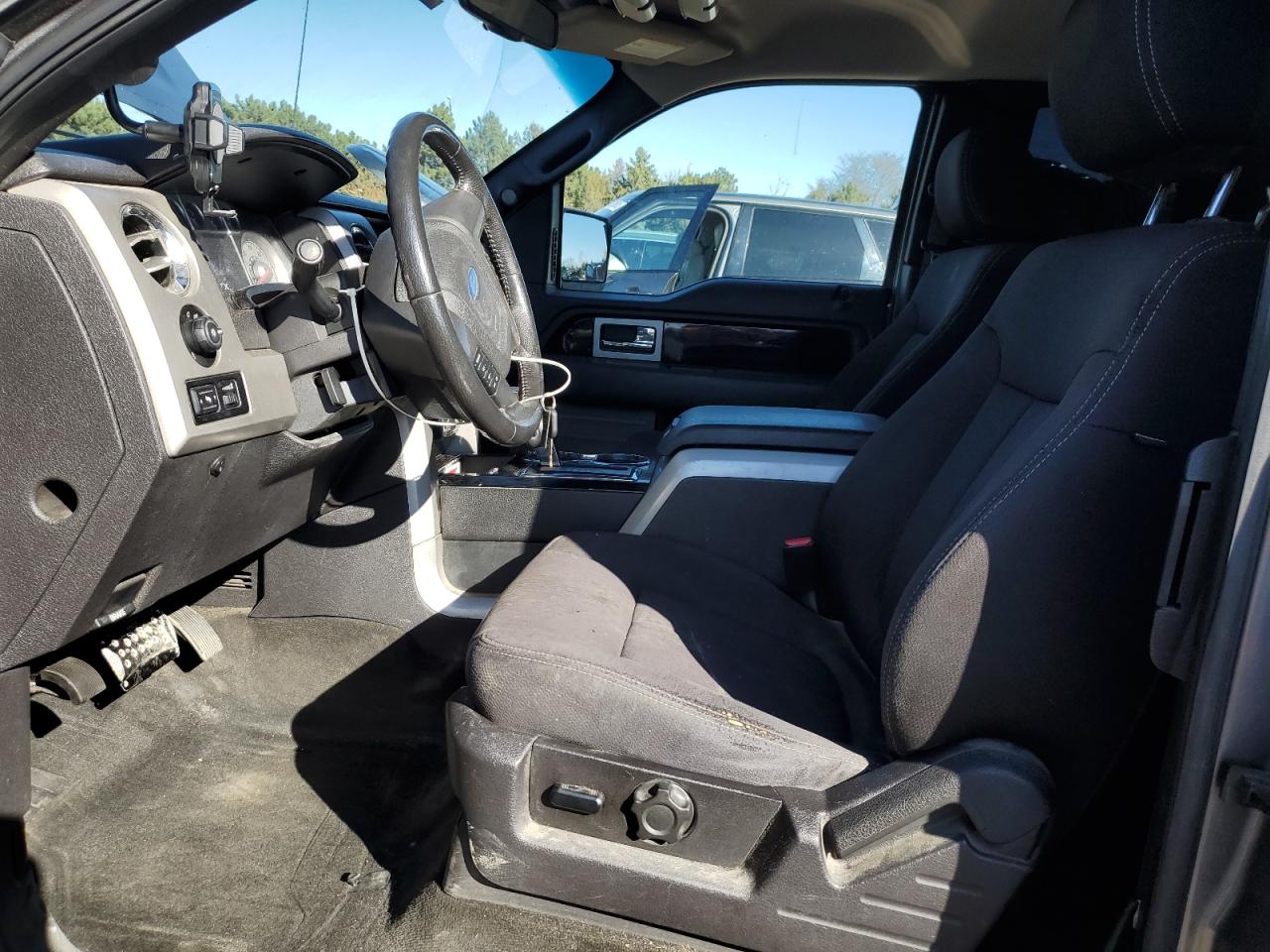 FORD F-150 SUPER CAB