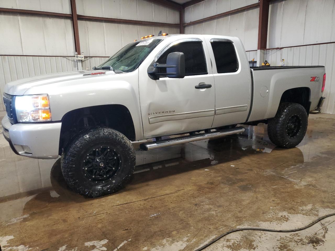 CHEVROLET SILVERADO K1500 LT