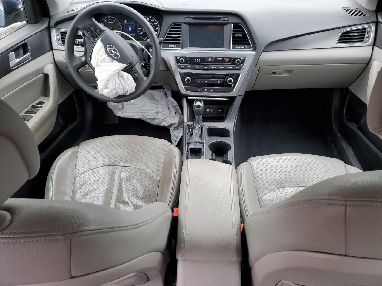 HYUNDAI SONATA SPORT