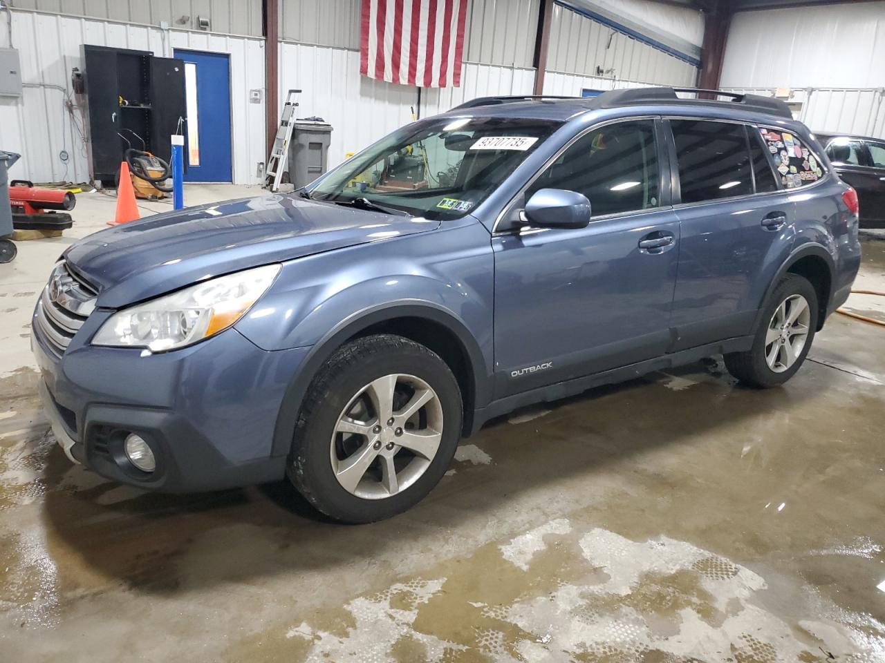 Lot #3301986503 2013 SUBARU OUTBACK 2.