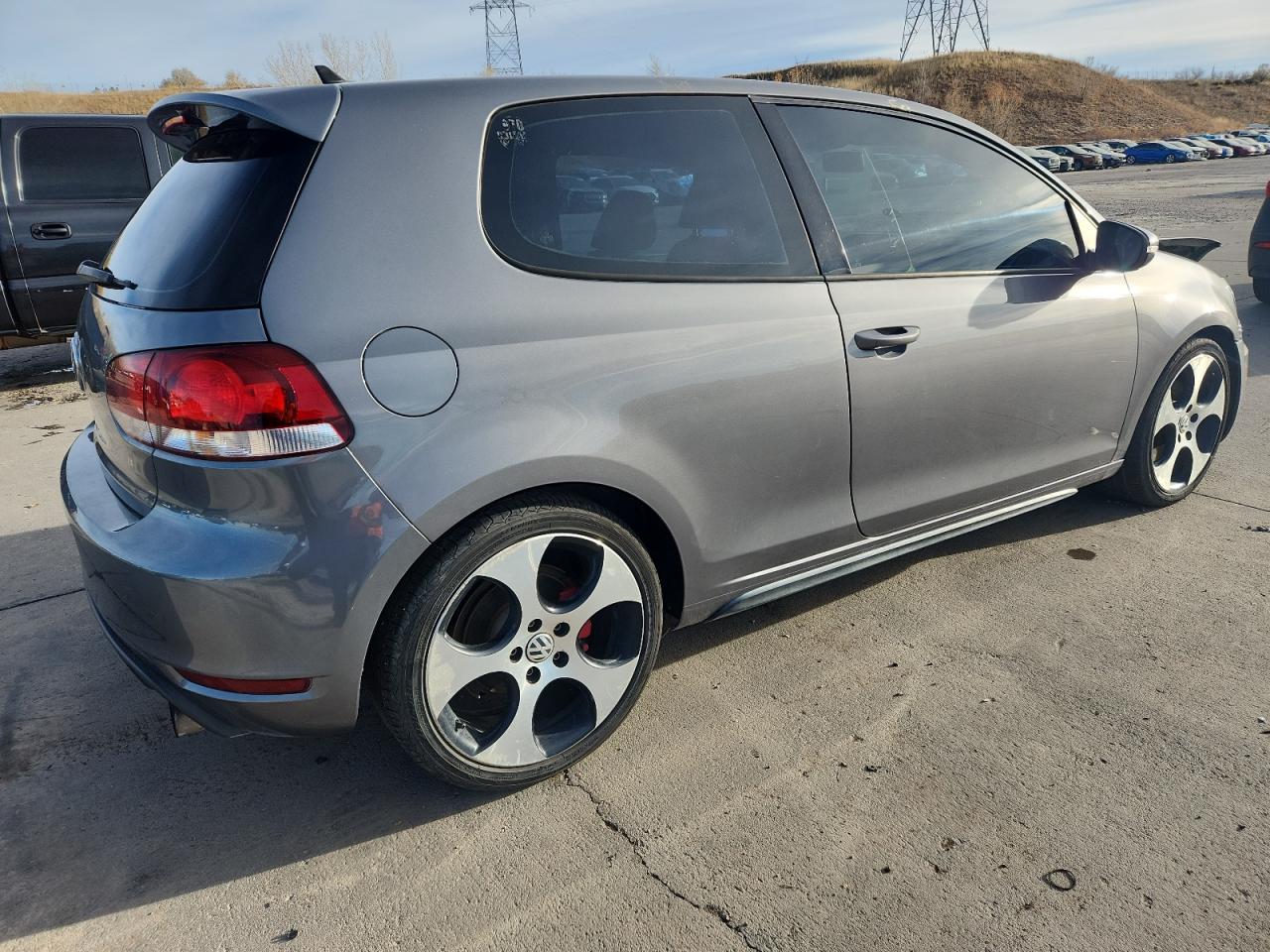 VOLKSWAGEN GOLF GTI