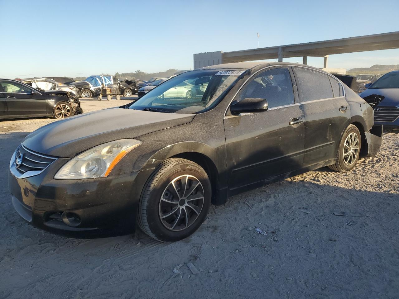NISSAN ALTIMA BASE