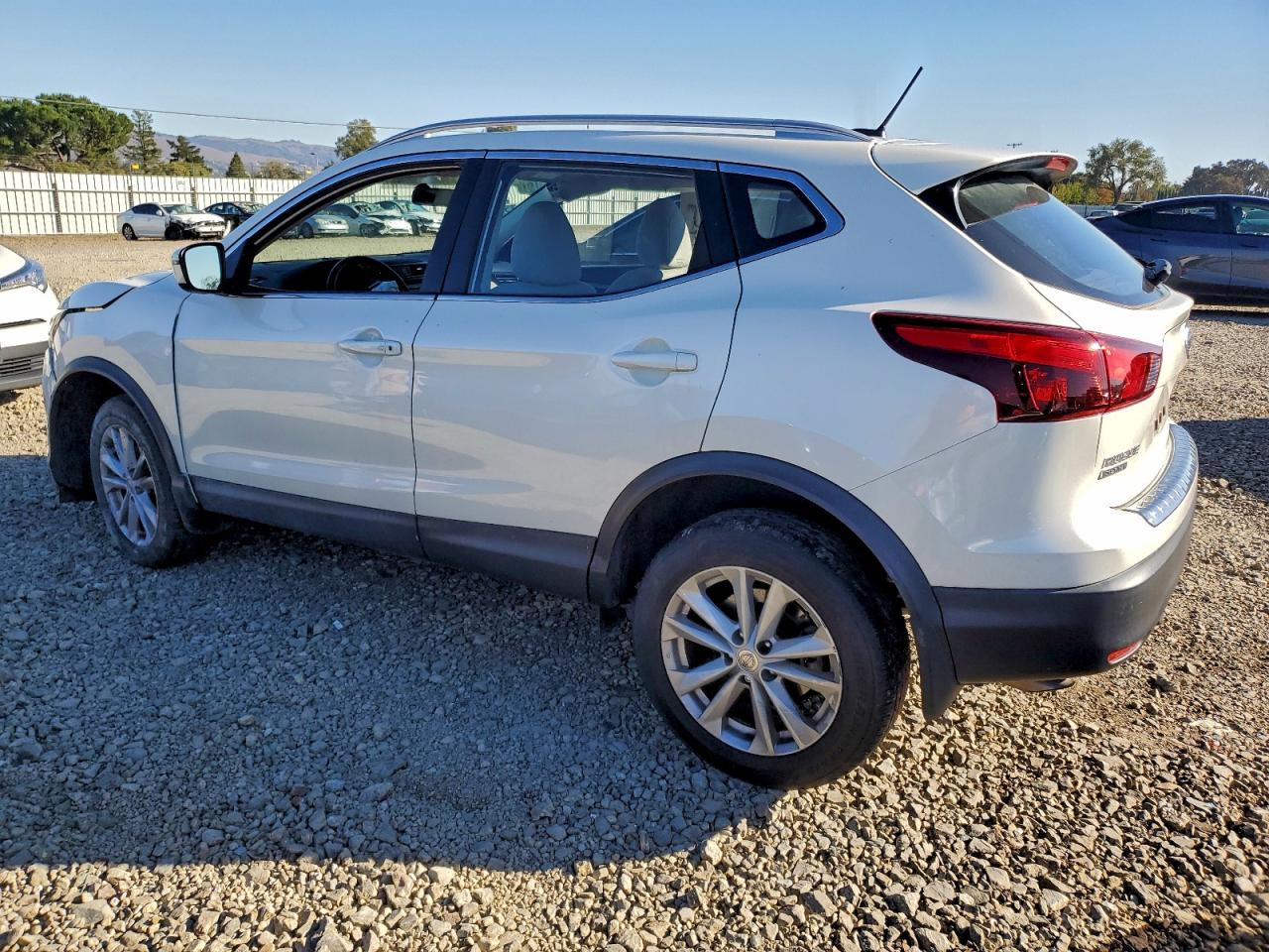 NISSAN ROGUE S