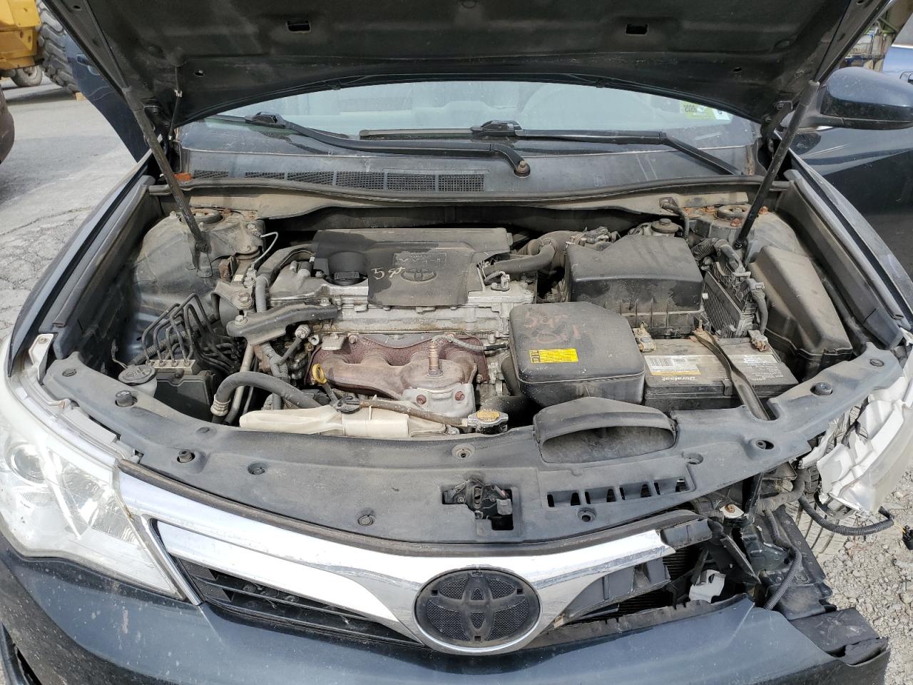 TOYOTA CAMRY L