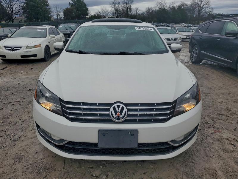 2013 VOLKSWAGEN PASSAT SEL #3296956826
