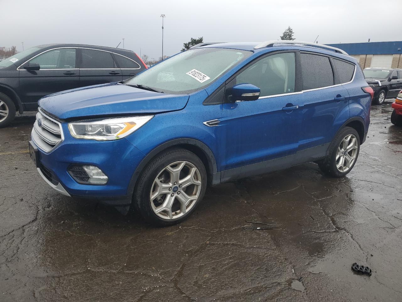 FORD ESCAPE TITANIUM