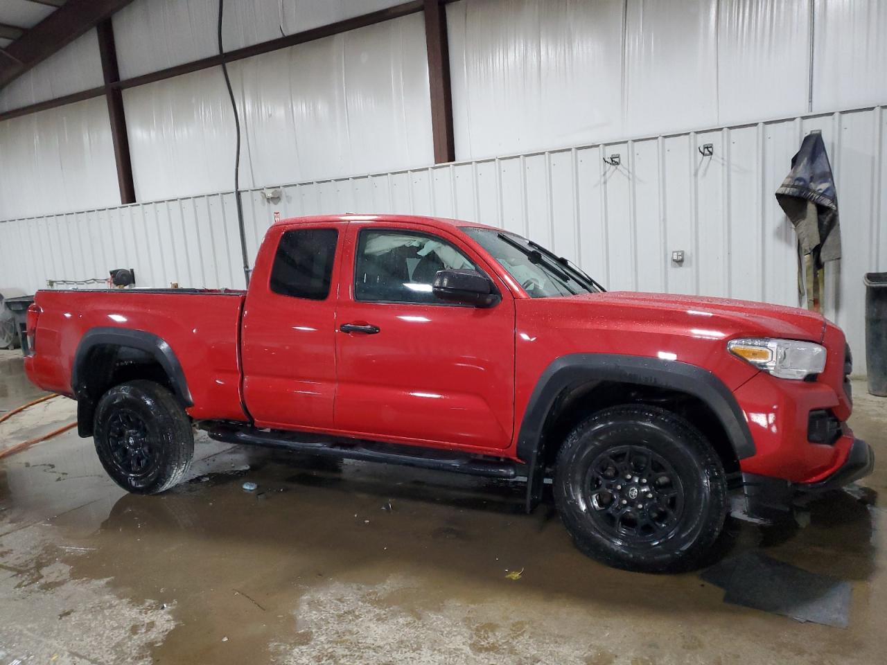 TOYOTA TACOMA ACCESS CAB