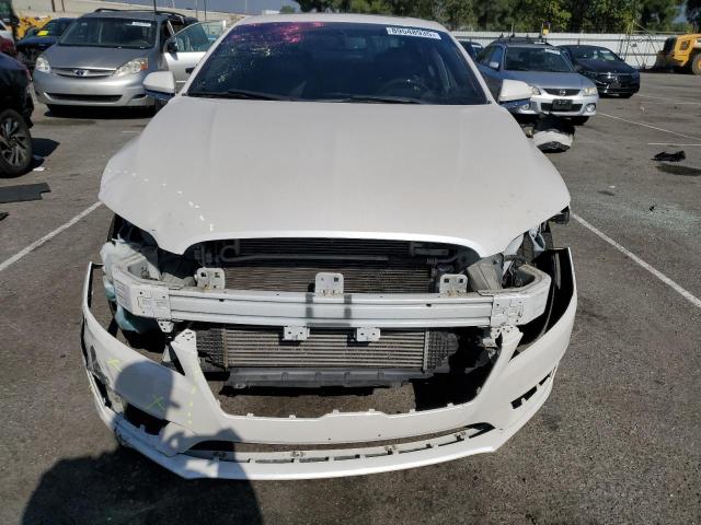 2017 LINCOLN MKZ RESERV 3LN6L5E93HR663723