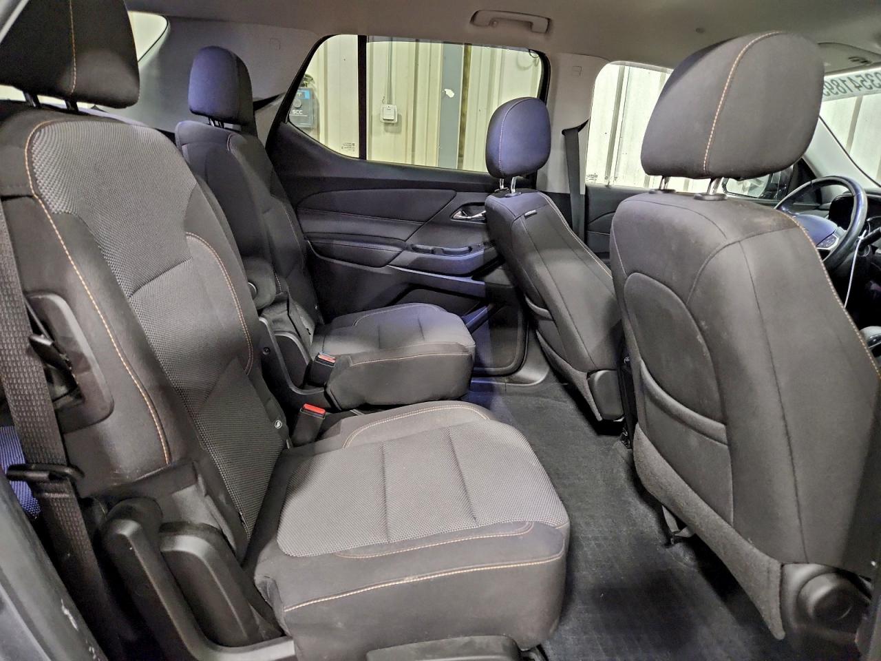 CHEVROLET TRAVERSE LT