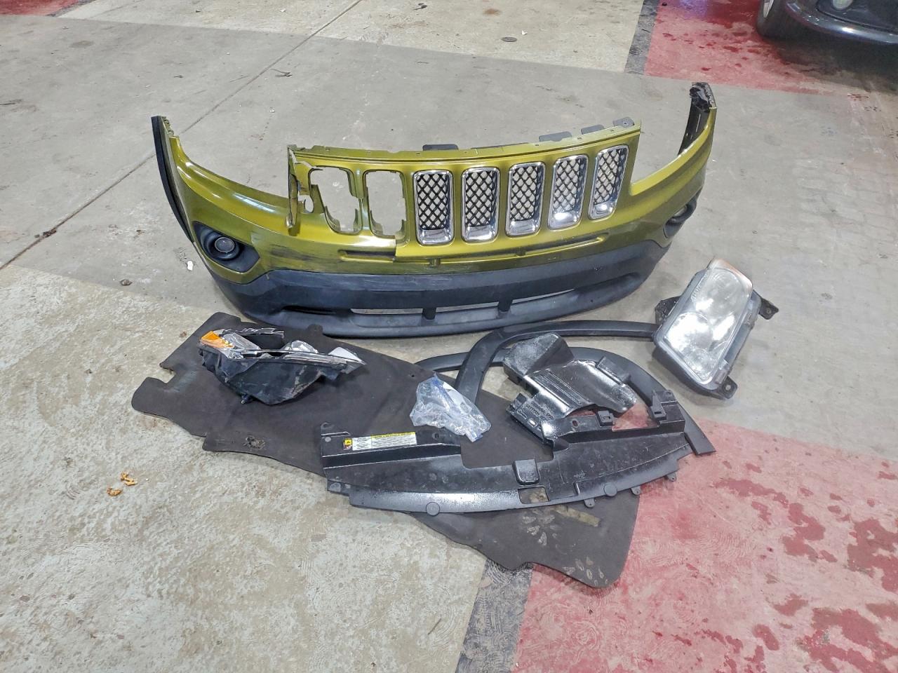 Lot #3316009822 2012 JEEP COMPASS SP