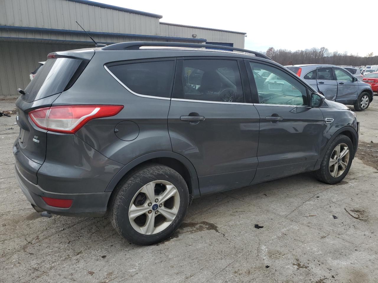 FORD ESCAPE SE