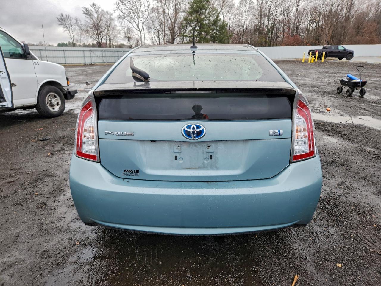 TOYOTA PRIUS