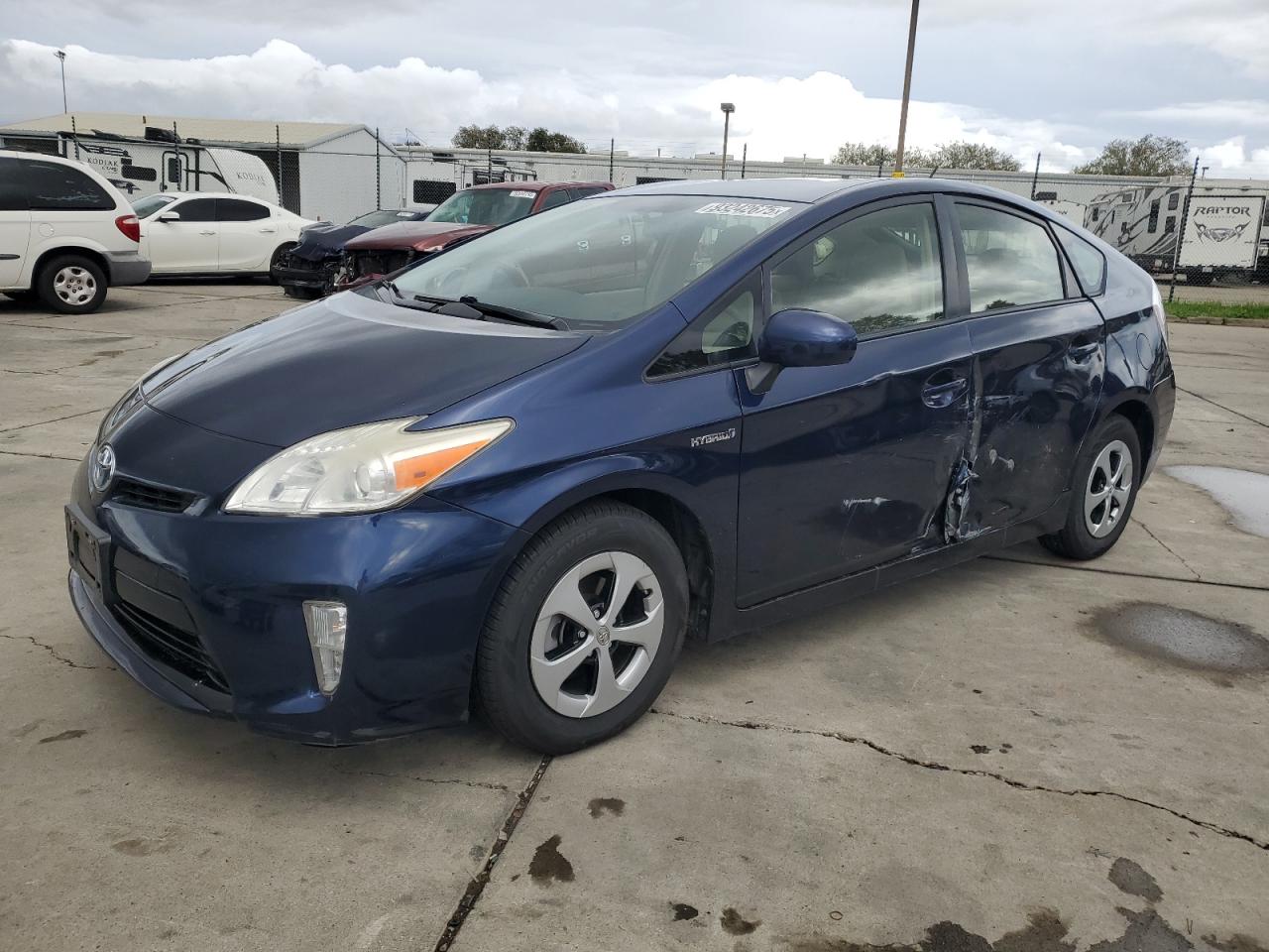 TOYOTA PRIUS