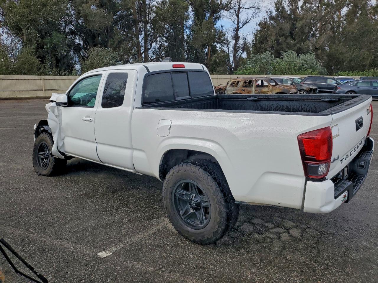 TOYOTA TACOMA ACCESS CAB