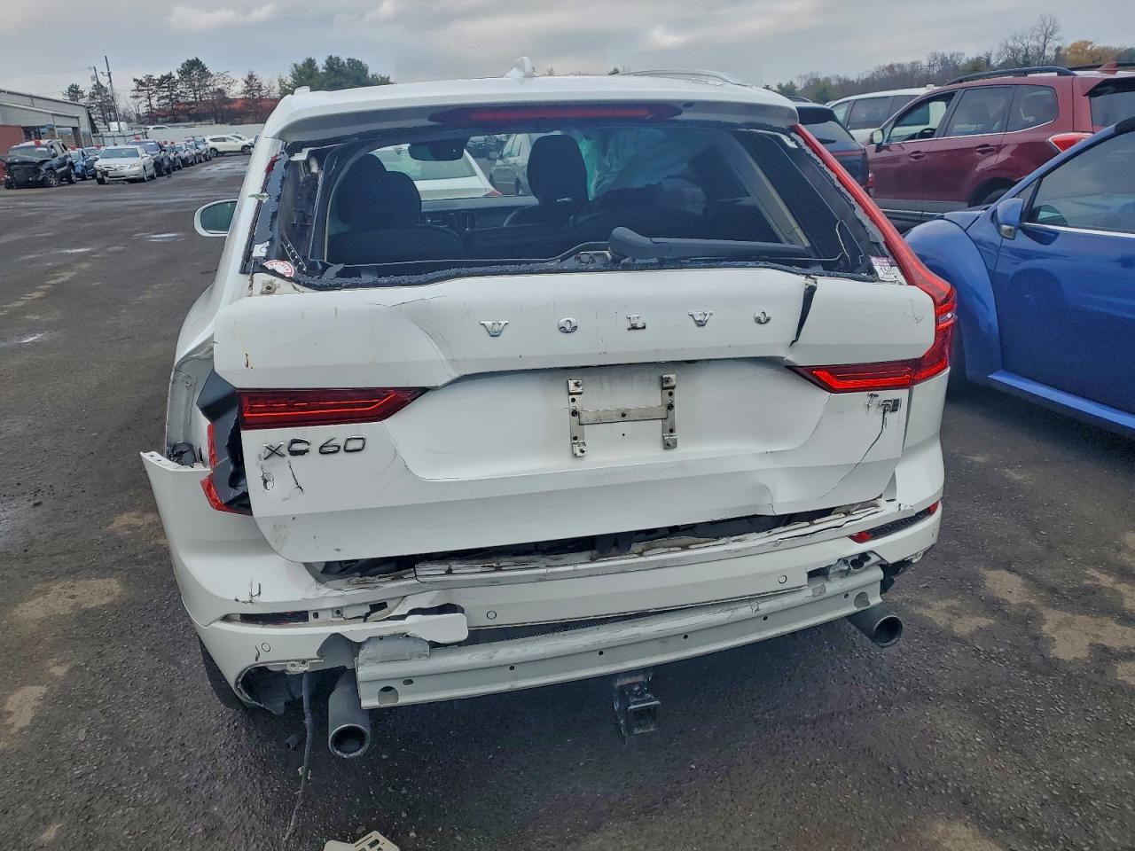 Lot #3301602717 2021 VOLVO XC60 T5 MO