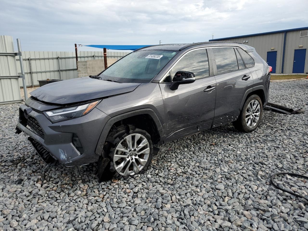 TOYOTA RAV4 XLE PREMIUM