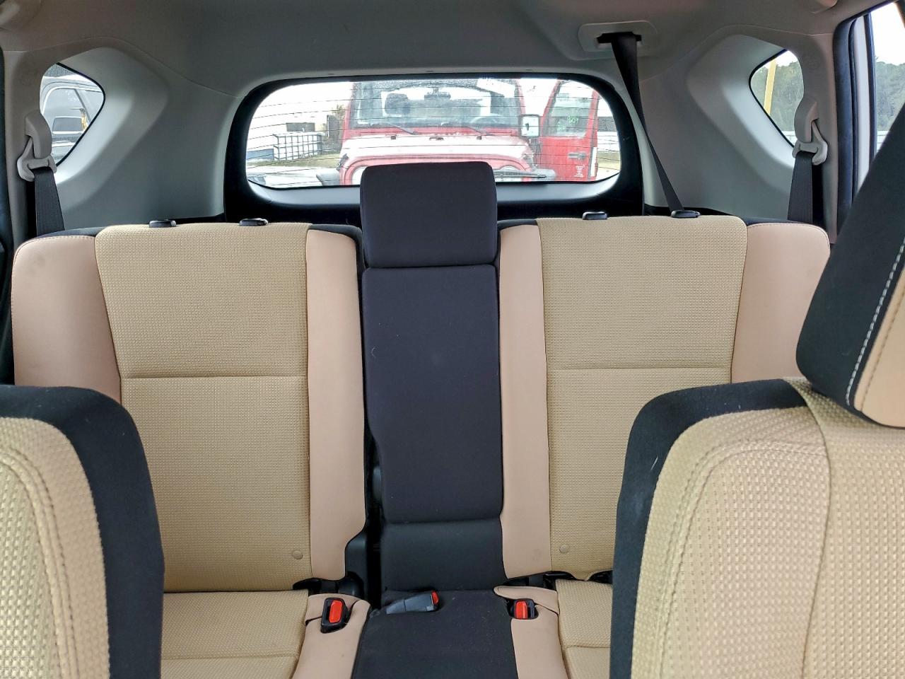 Lot #3301835381 2017 TOYOTA RAV4 XLE