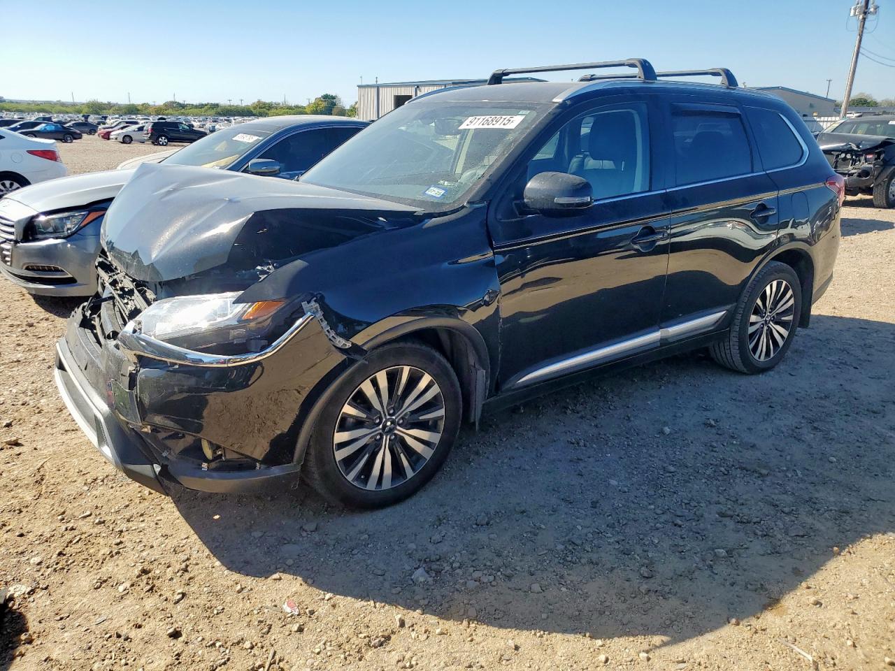 MITSUBISHI OUTLANDER SE