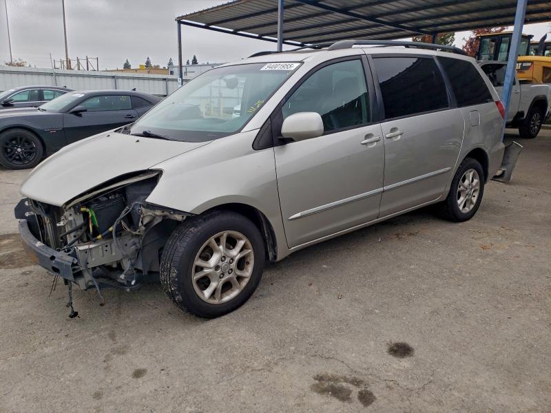 2004 TOYOTA SIENNA XLE #3304499565