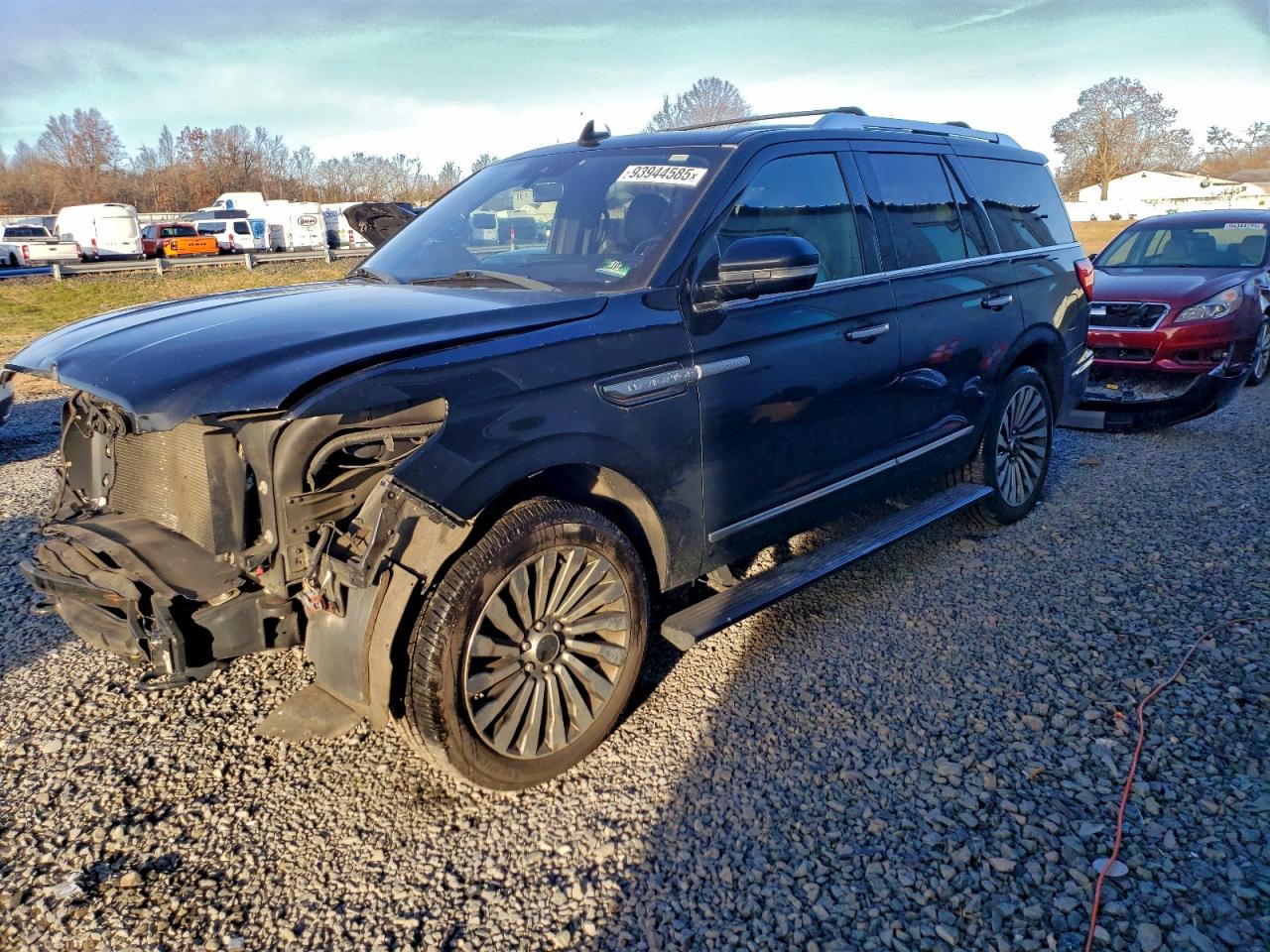 LINCOLN NAVIGATOR RESERVE