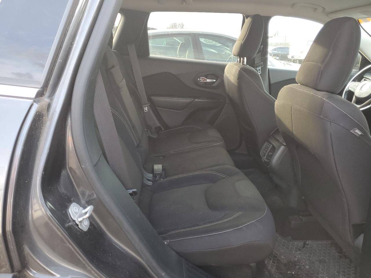 JEEP GRAND CHEROKEE LATITUDE