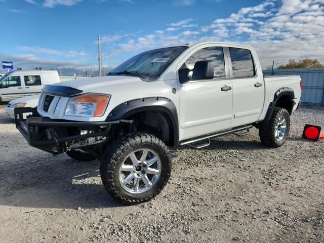 NISSAN TITAN XE