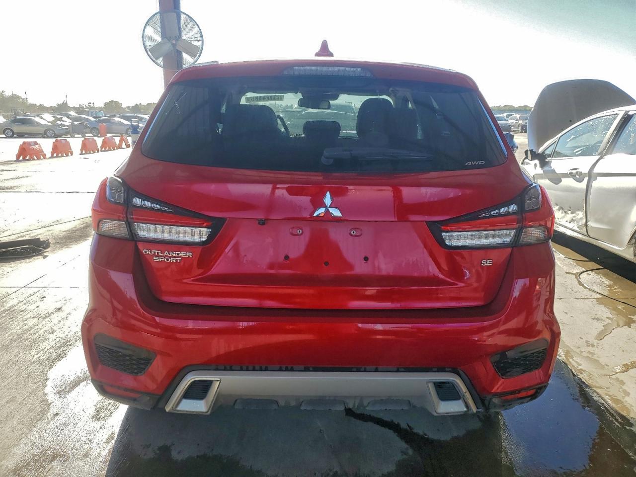 MITSUBISHI OUTLANDER S/SE