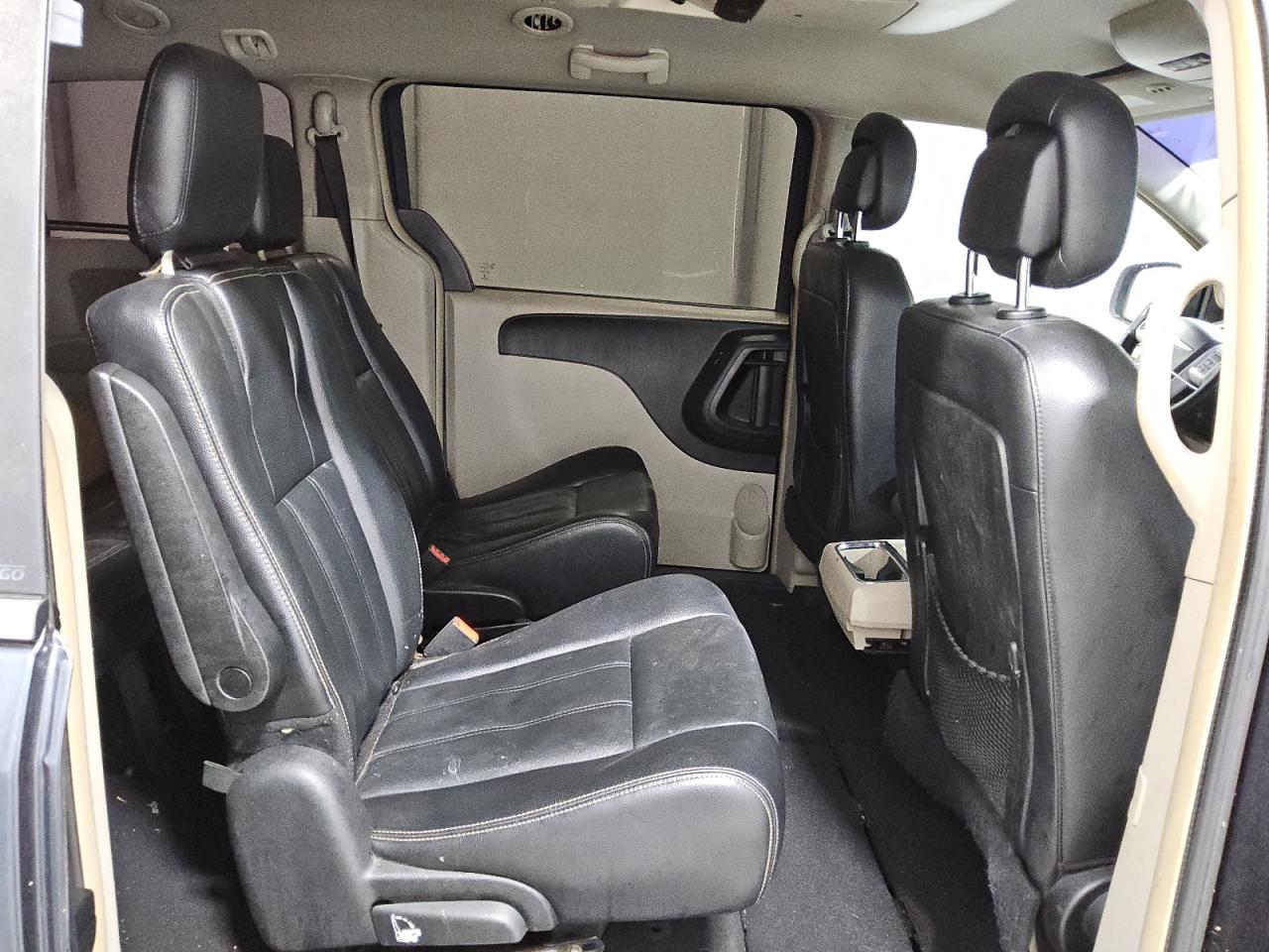 CHRYSLER TOWN & COUNTRY TOURING