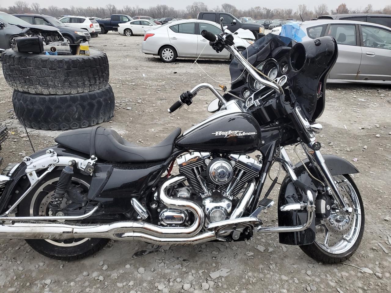 Lot #3296511643 2009 HARLEY-DAVIDSON STREETGLID