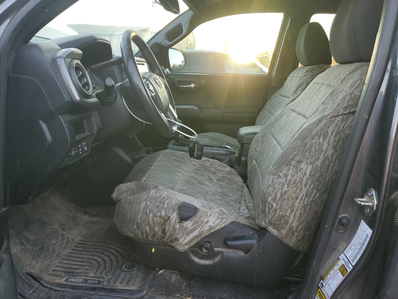 TOYOTA TACOMA DOUBLE CAB