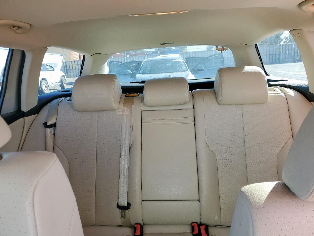 VOLKSWAGEN PASSAT KOMFORT