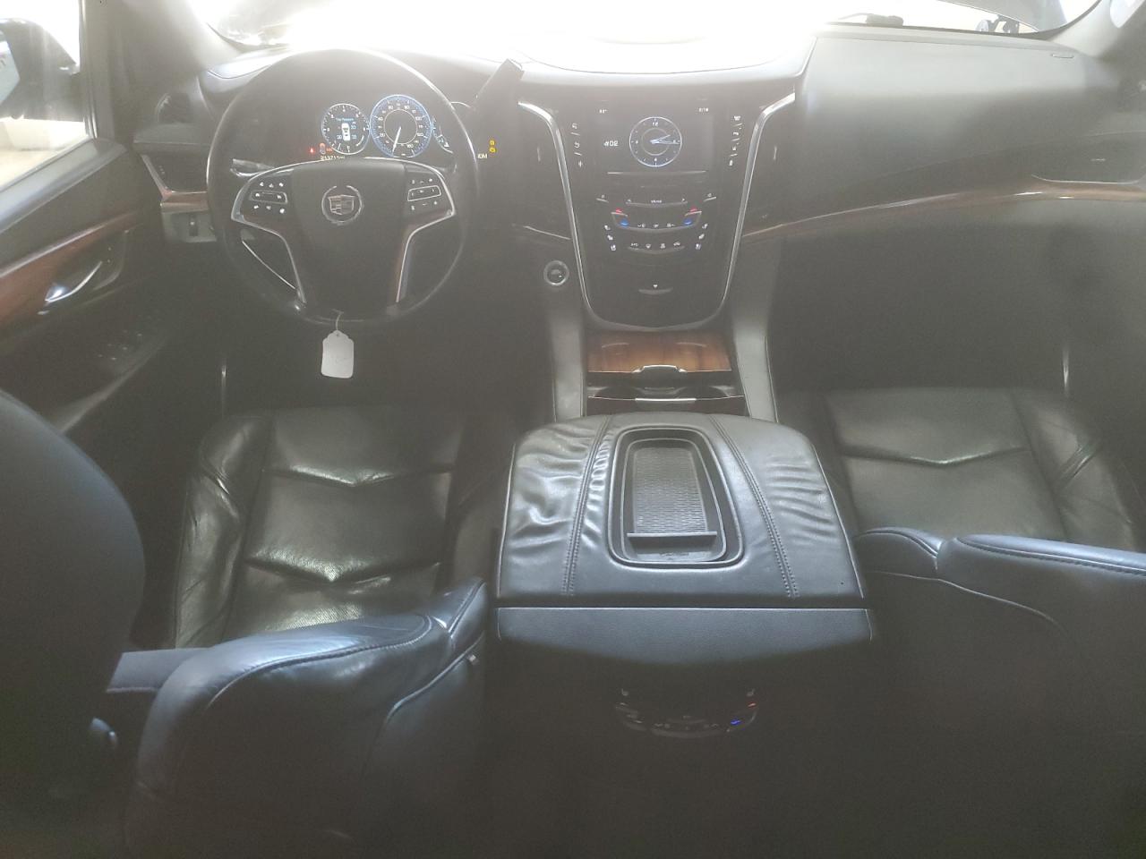 CADILLAC ESCALADE LUXURY