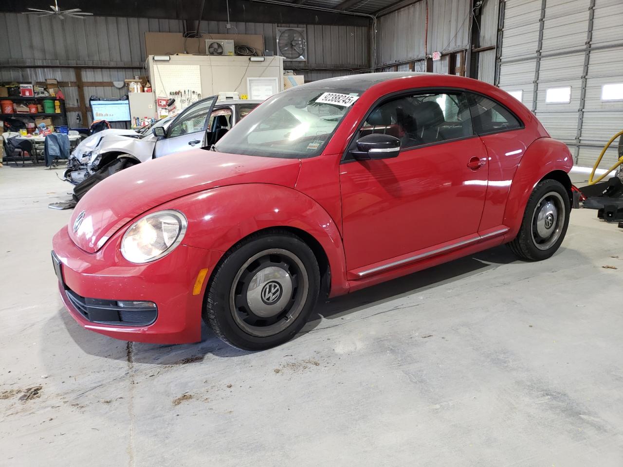 VOLKSWAGEN BEETLE