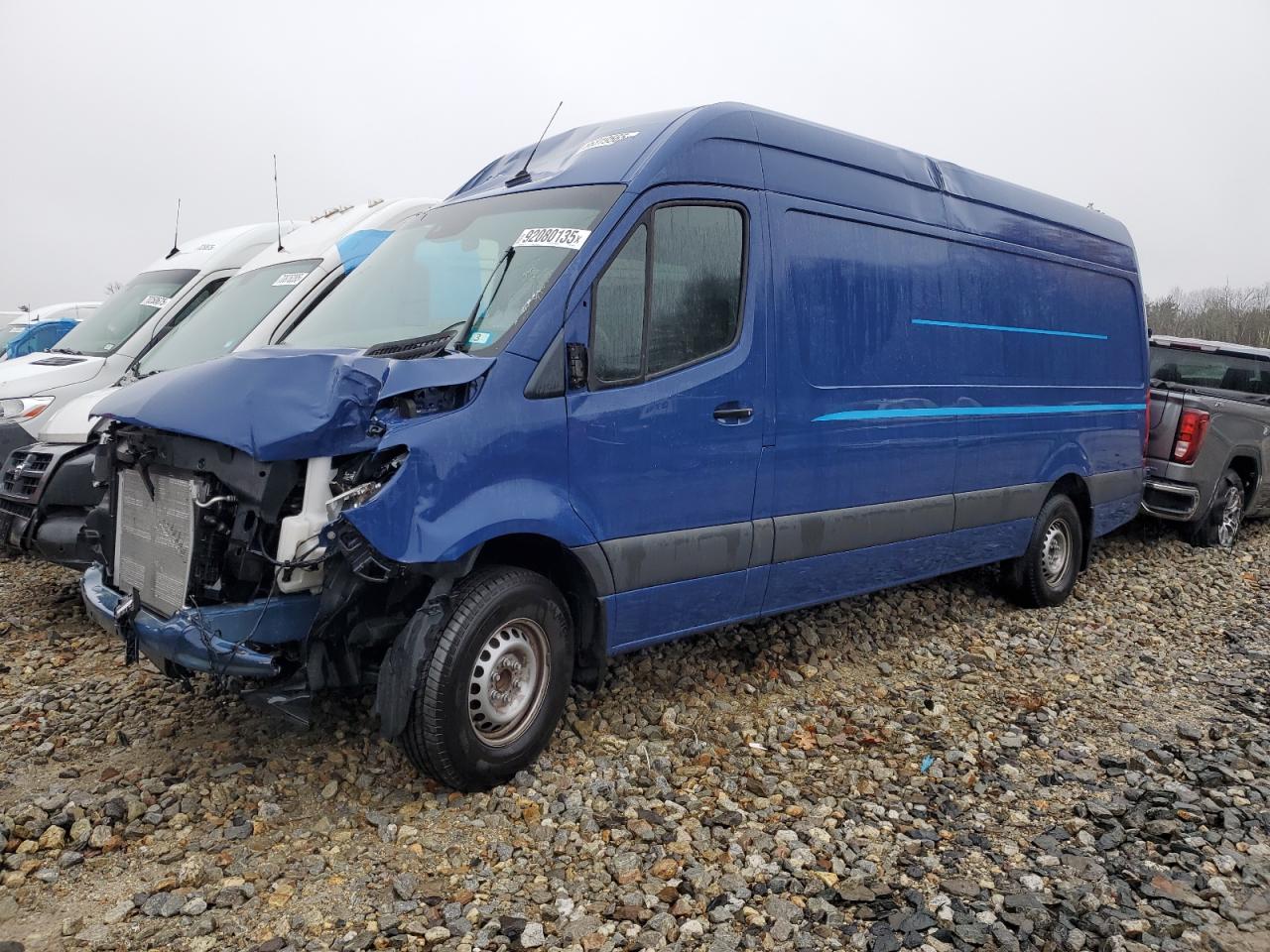 MERCEDES-BENZ SPRINTER 2500