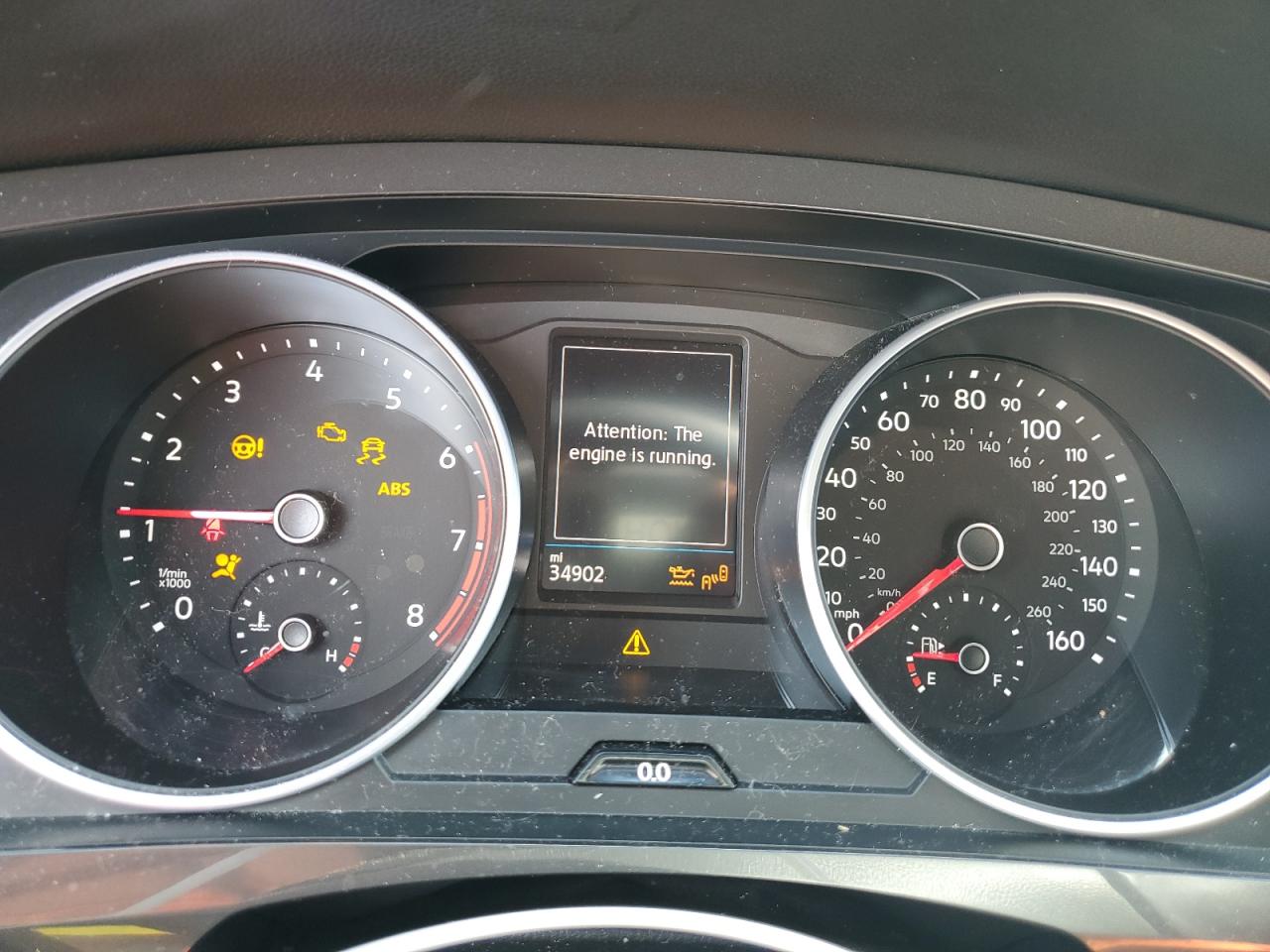 VOLKSWAGEN TIGUAN SE