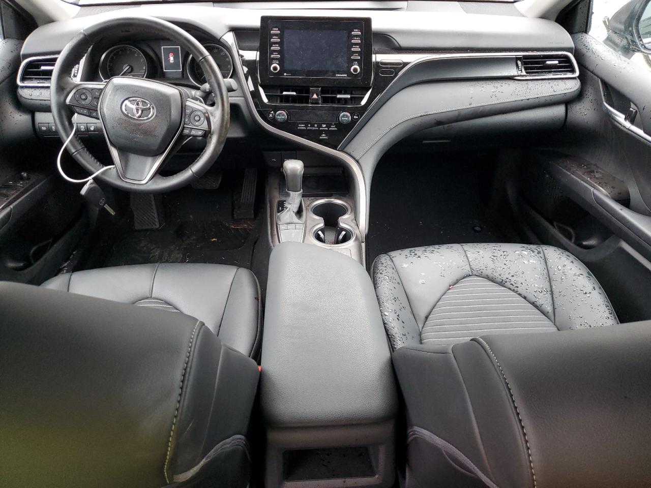 TOYOTA CAMRY SE NIGHT SHADE