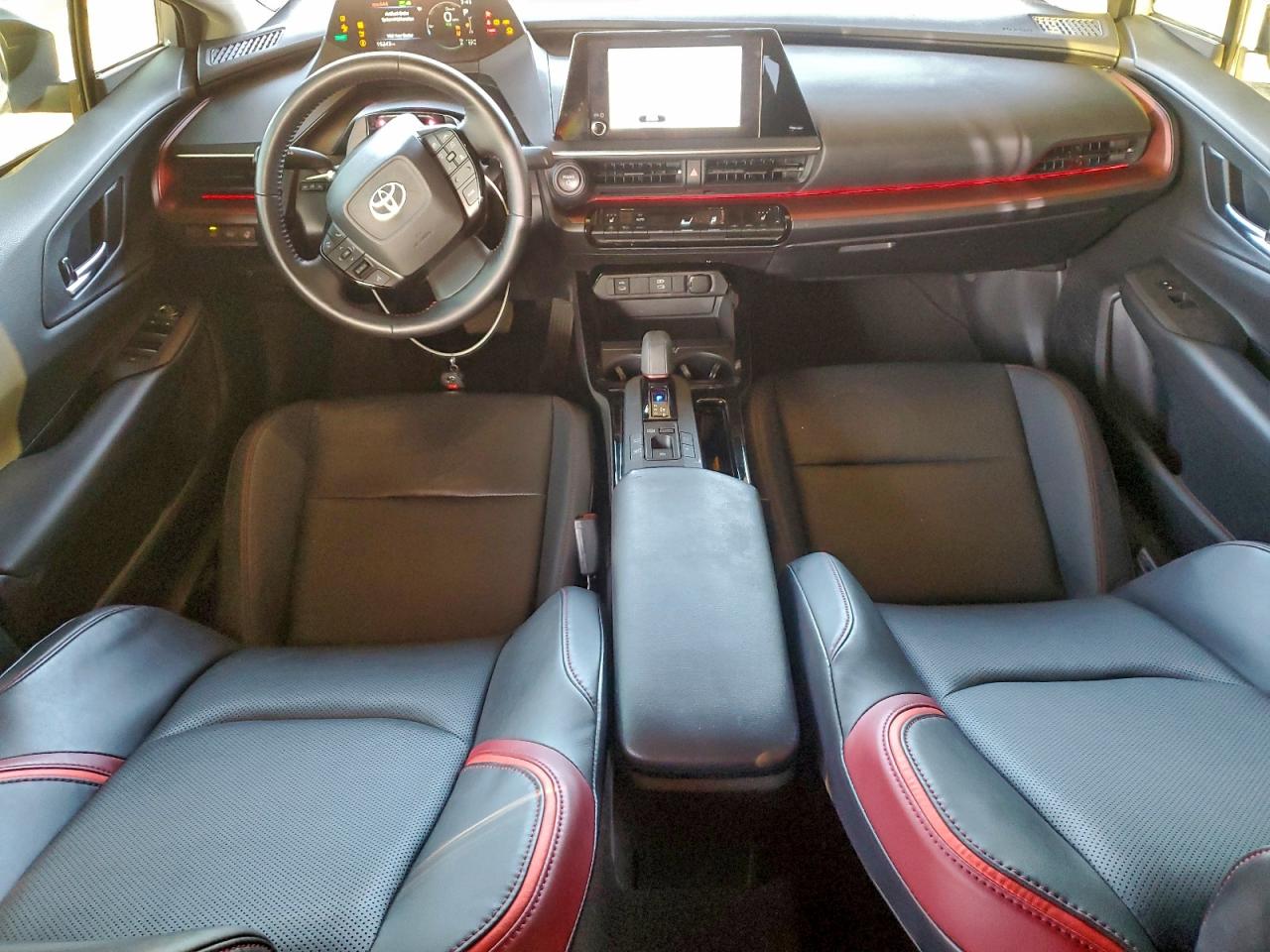 TOYOTA PRIUS PRIME SE