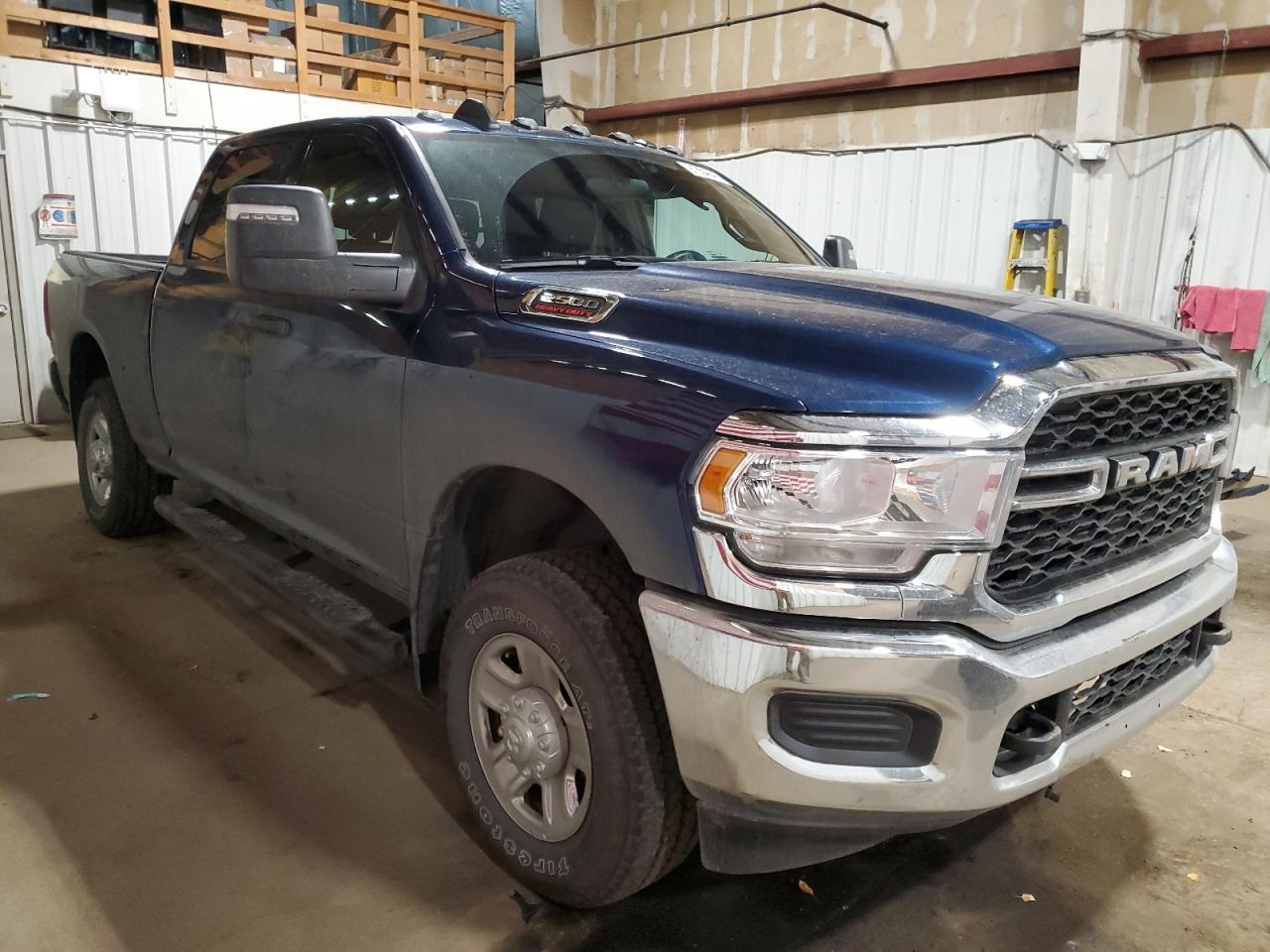 RAM 2500 TRADESMAN