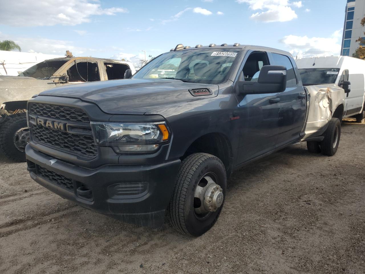 RAM 3500 TRADESMAN