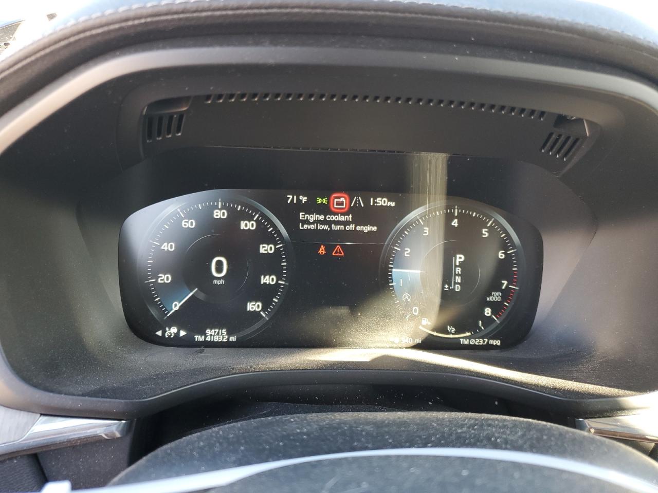 VOLVO XC60 T5 INSCRIPTION