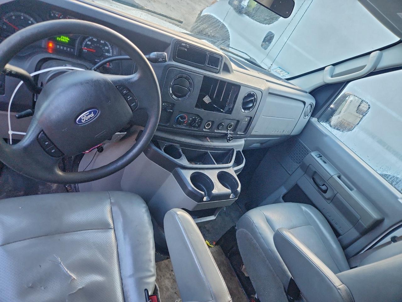 Lot #3308237161 2012 FORD E250